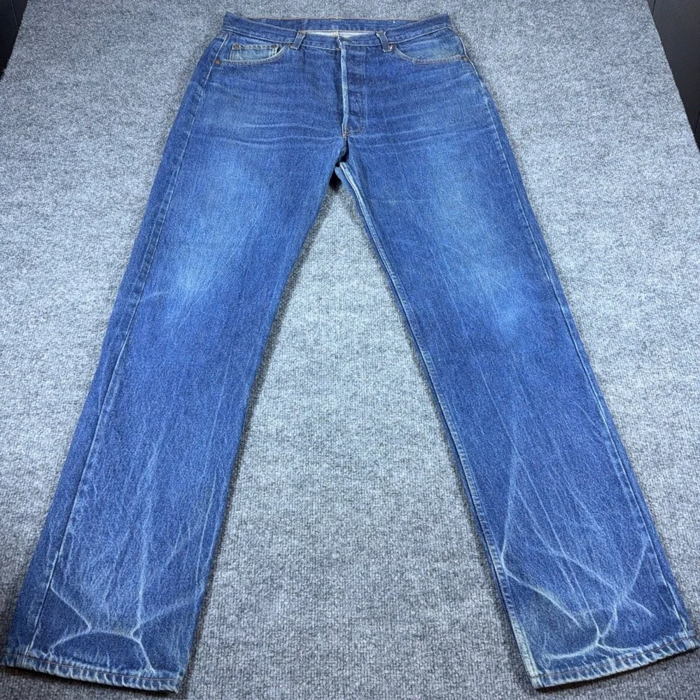 Vintage Levis 501 Mens Button Fly Blue Denim Jeans 36x34 Made in USA